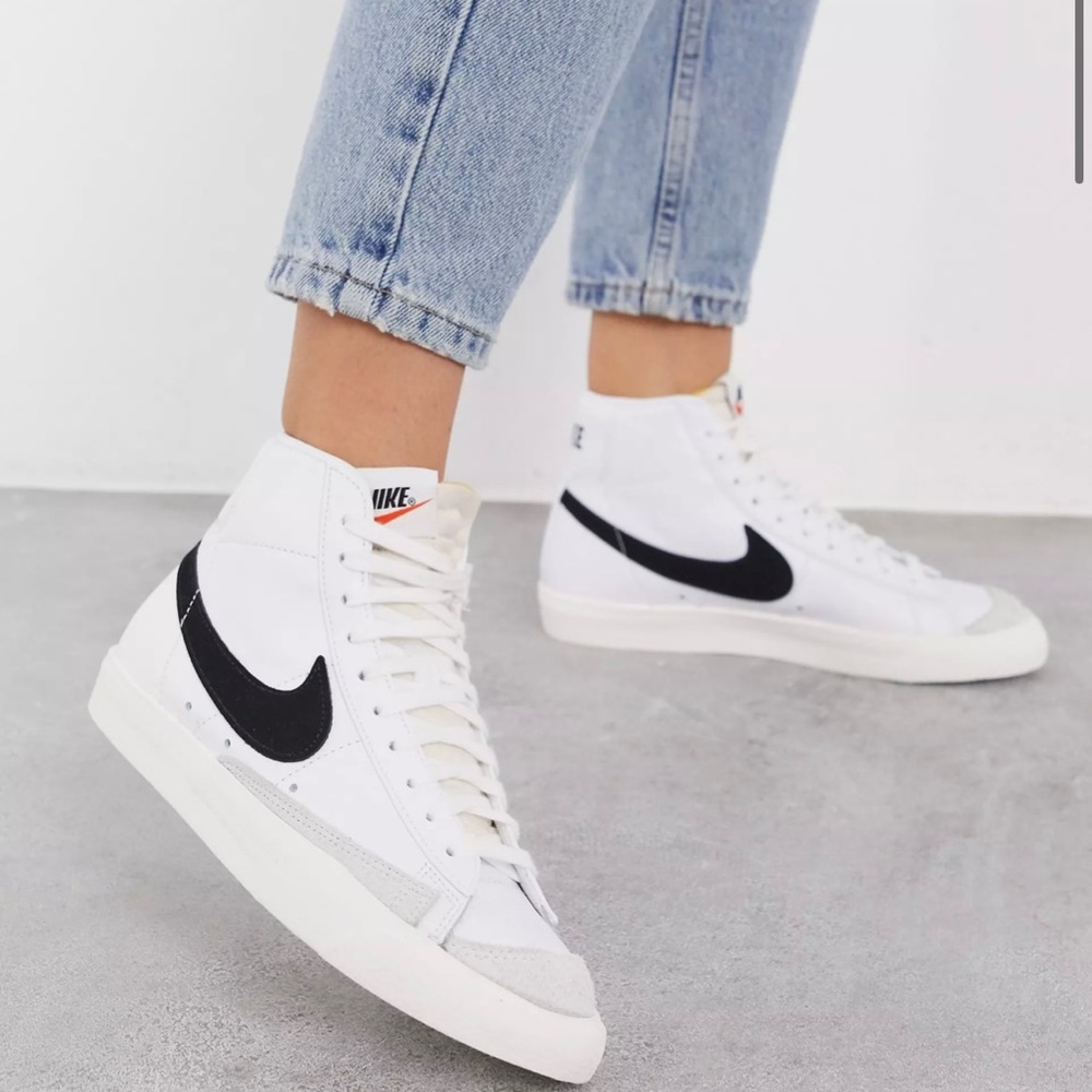 Nike Blazer Mid ‘77 Vintage White Black Men’s/Women’s Sneakers